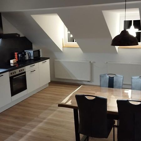 Apartman Albreit 3 야히모프 외부 사진